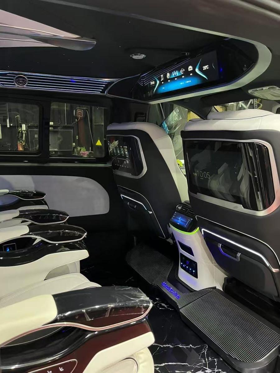 Rear Cabin